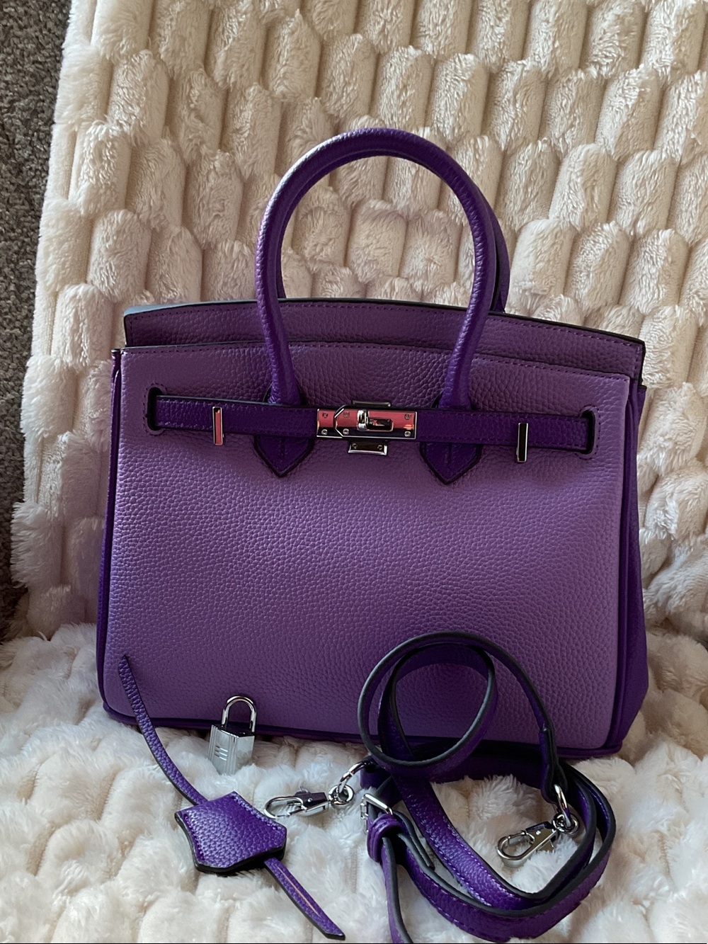Purple Leather Top-Handle Satchel - Elegant. Silver hardware. Rare bag. 💜🤍